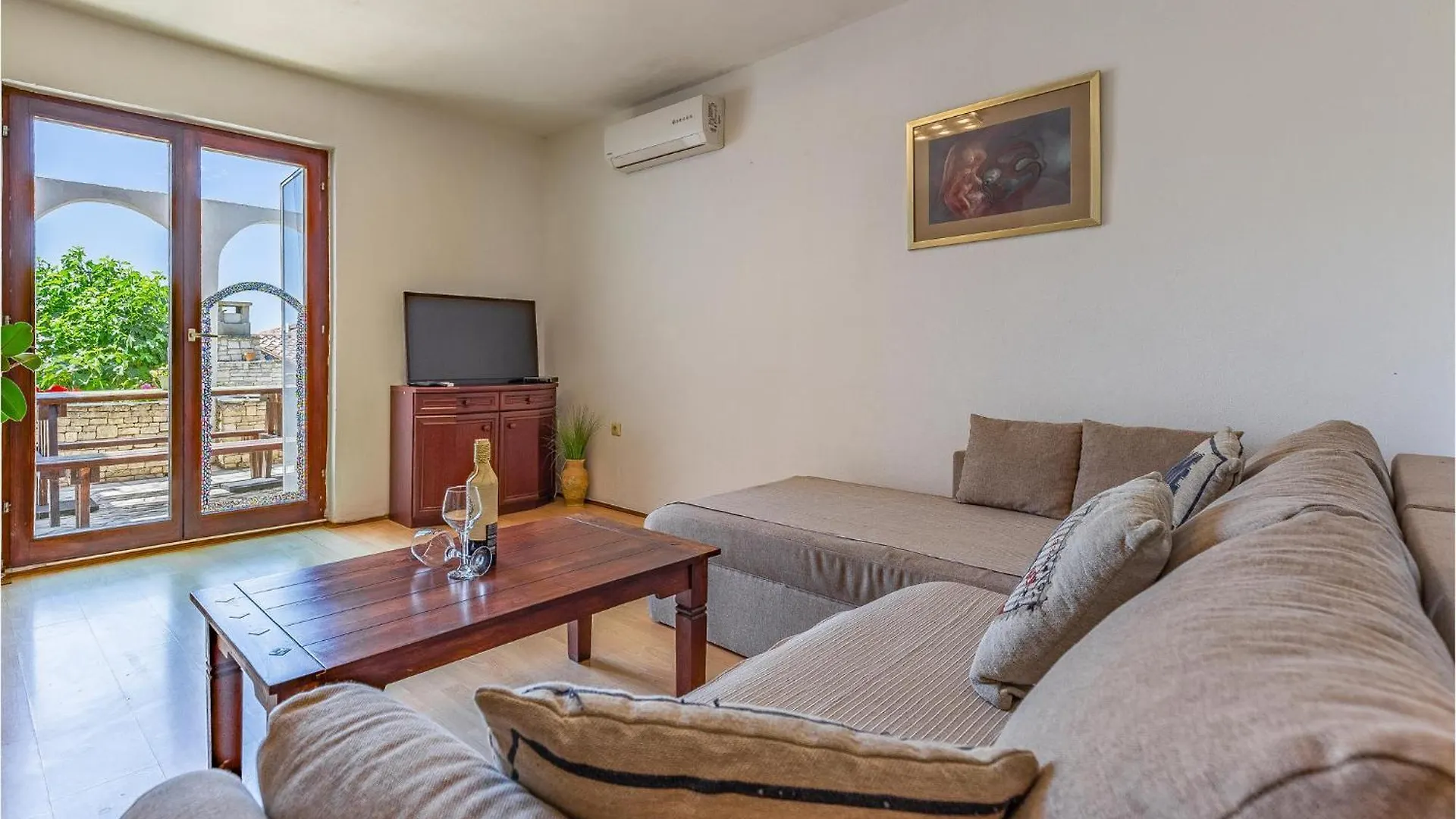 Lovely Home In Medulin With Wifi 0*,